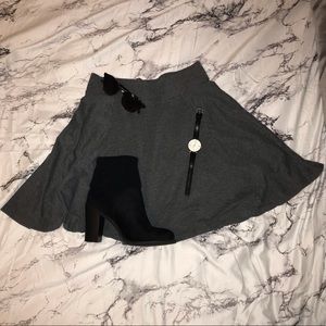 ✔️Grey skater skirt